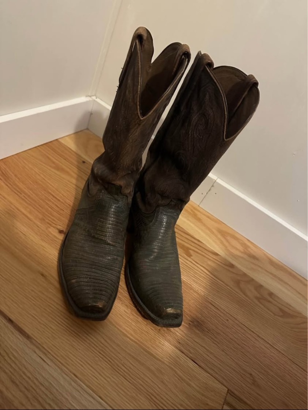 Lucchese alligator Roy boot retail 1200 new